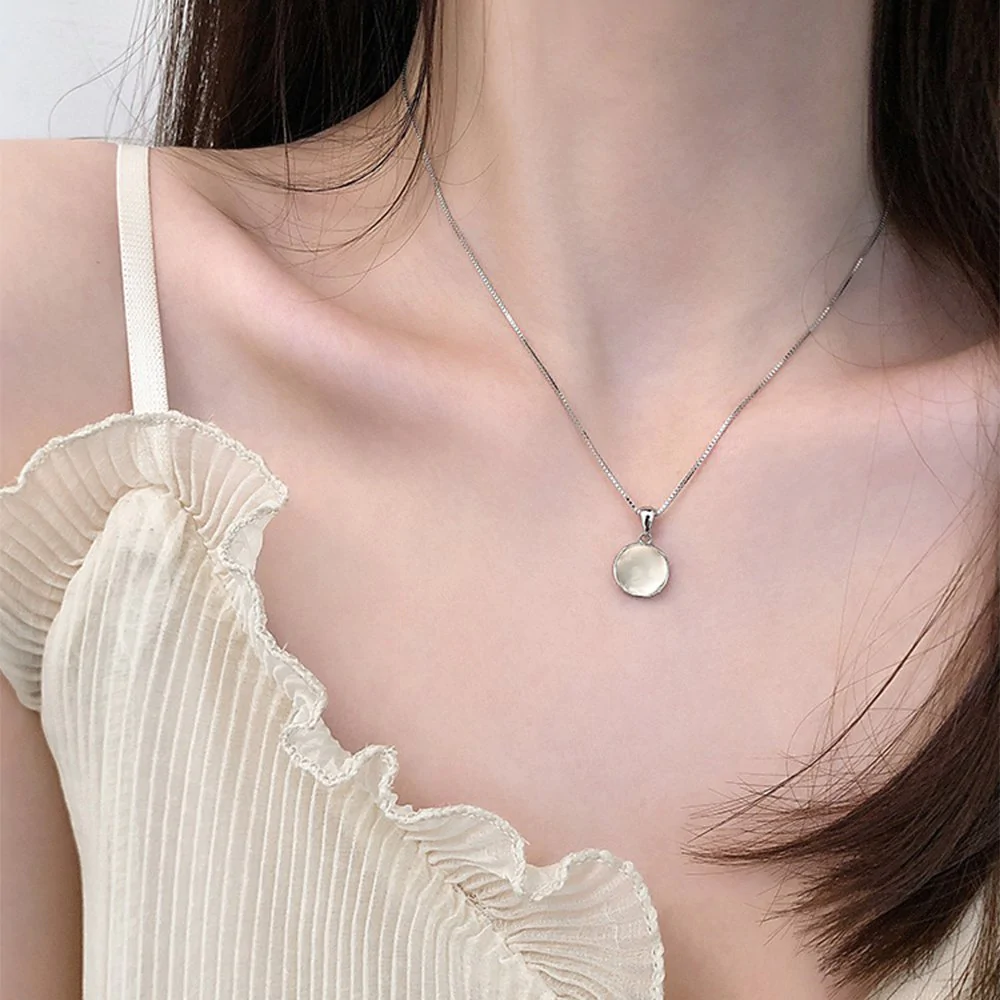 AB76C034-7069-A503-66CE-4E55CA79C574.webp